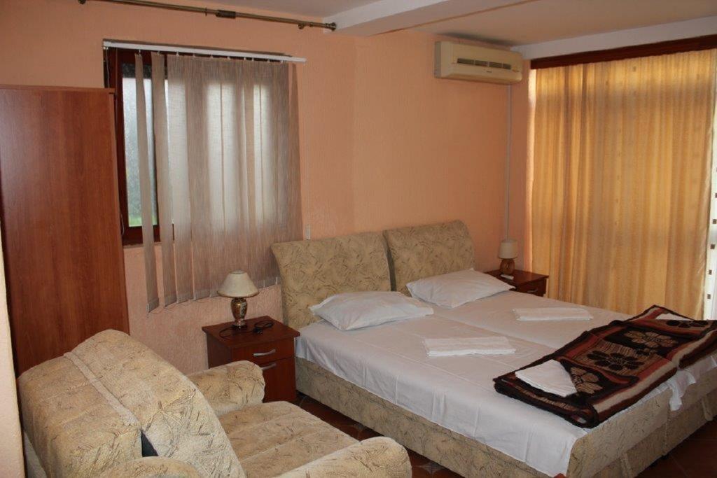 Guest House Zlatibor Budva Szoba fotó