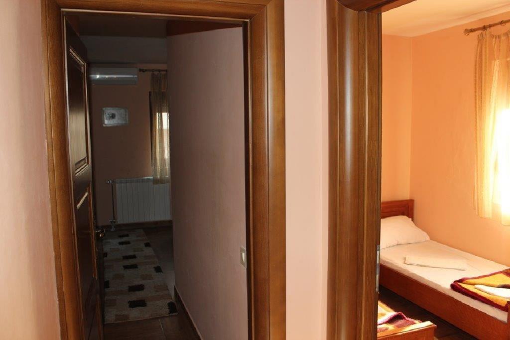 Guest House Zlatibor Budva Szoba fotó